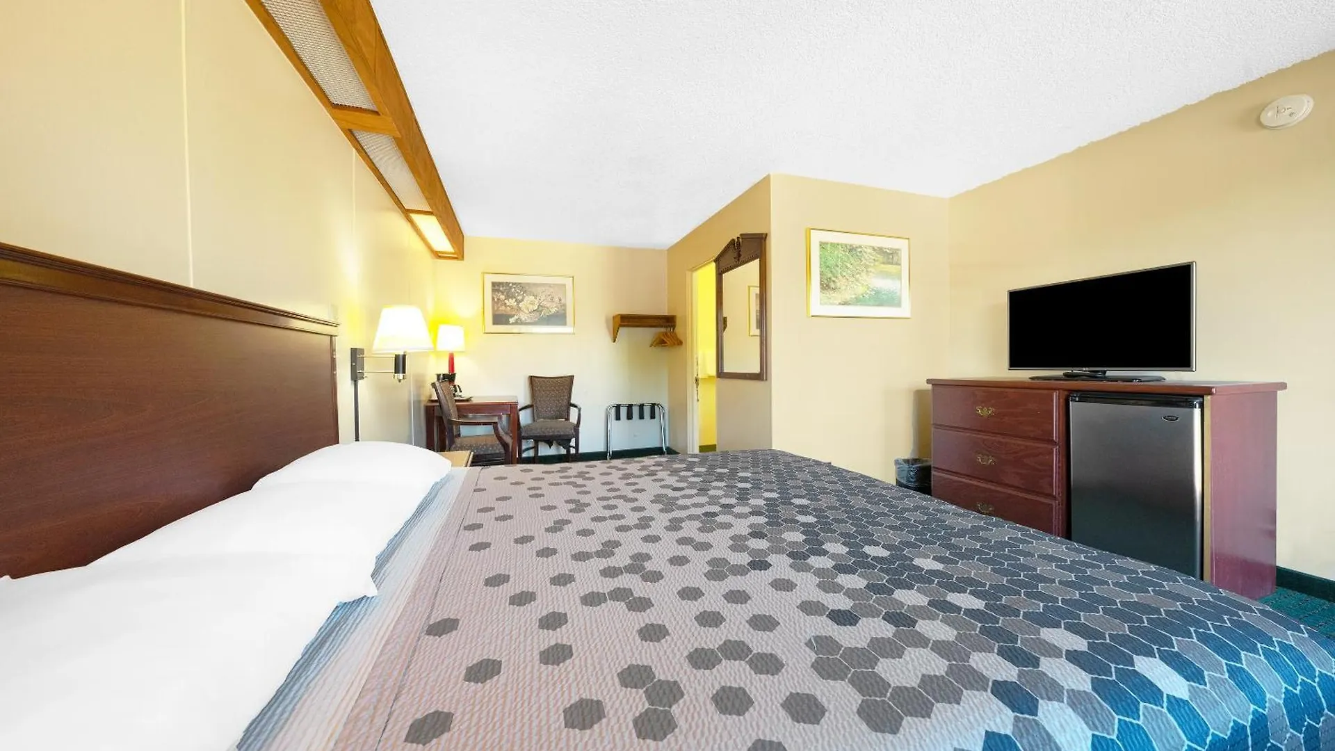 Rodeway Inn Convention Center Portland