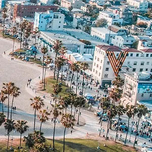 venice-beach-waldorf.topanaheimhotels.com/